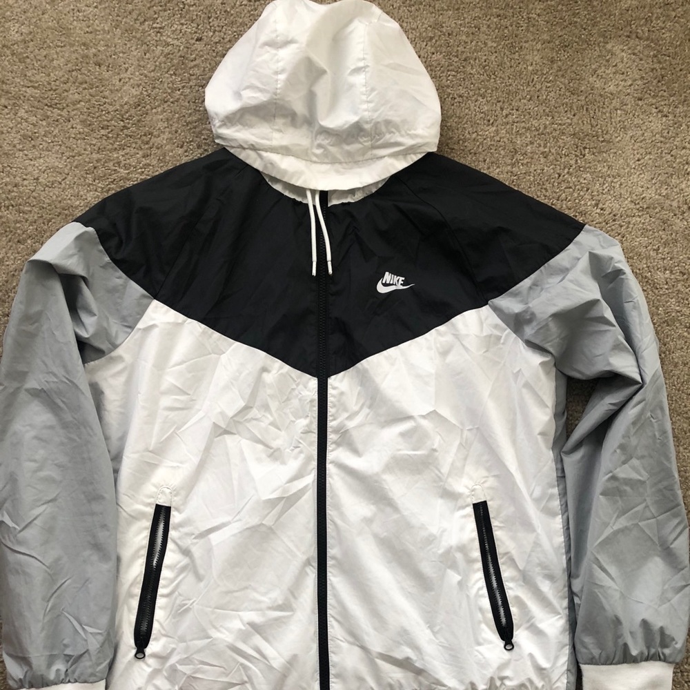 Nike Windbreaker Jacket